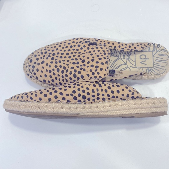 DV ESPADRILLES SHOES FROM TARGET 
Size 7 - Picture 5 of 5